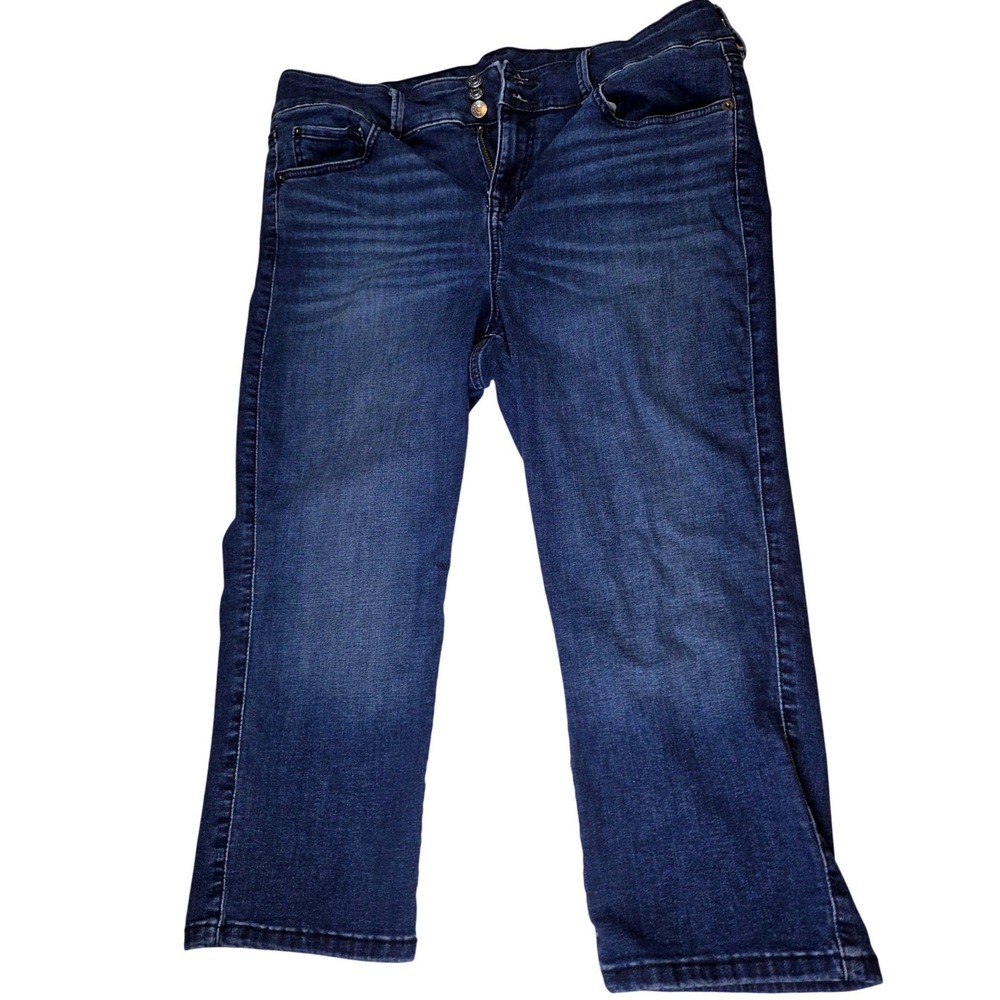 Torrid Super Soft Crop Jegging Dark Wash High Rise Triple Button Denim Jeans